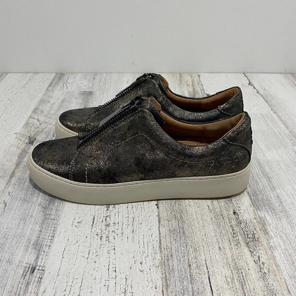 Frye Leather gold zip up Slip-On Sneakers size 7.5 - Picture 3 of 10
